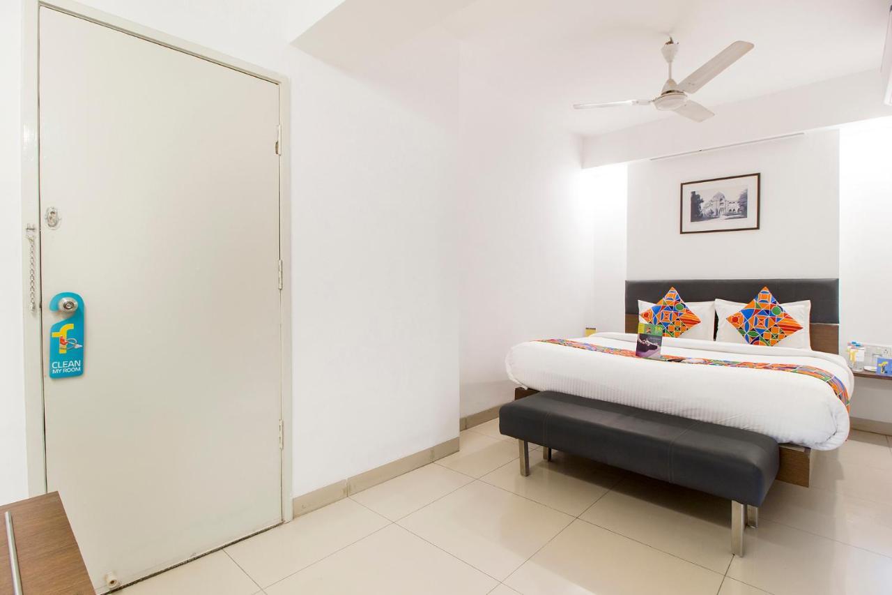 FabExpress Kalyan Hotel Vadodara Bagian luar foto