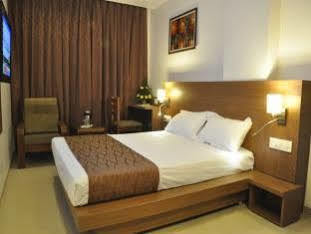 FabExpress Kalyan Hotel Vadodara Bagian luar foto