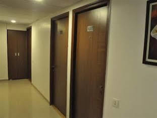 FabExpress Kalyan Hotel Vadodara Bagian luar foto